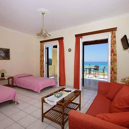 Natalia Apartment B With Panoramic Sea Views Of Agios Gordios Bay Buitenkant foto