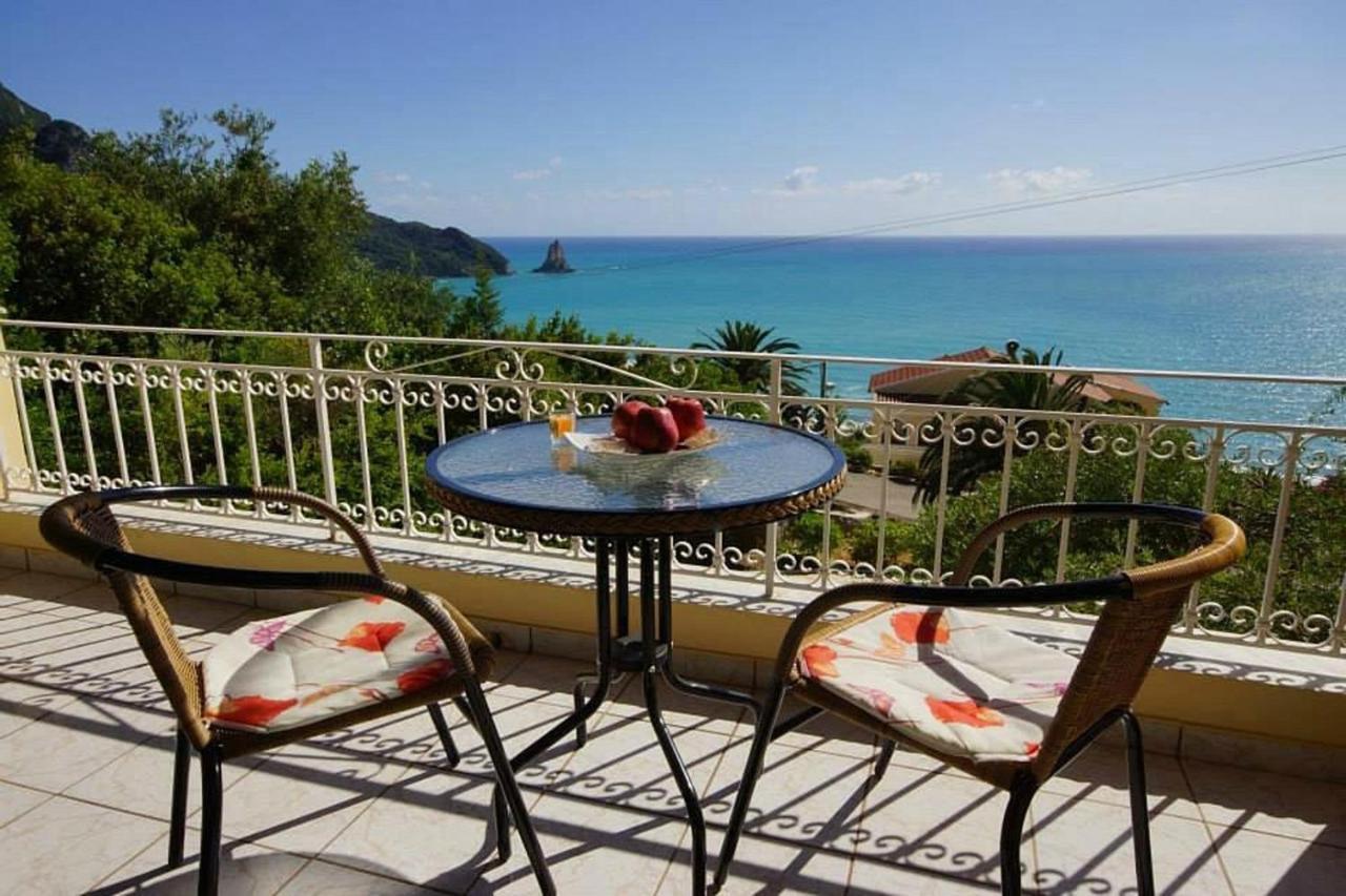 Natalia Apartment B With Panoramic Sea Views Of Agios Gordios Bay Buitenkant foto