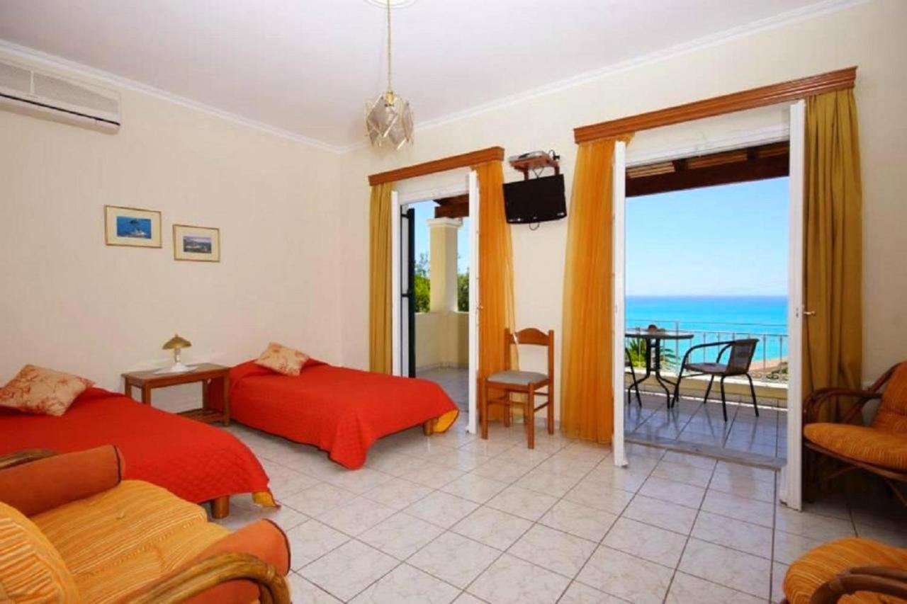 Natalia Apartment B With Panoramic Sea Views Of Agios Gordios Bay Buitenkant foto